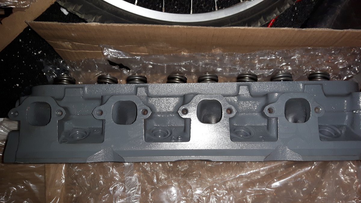 1096 Ford 460 Engine Cylinder Head - Image 6