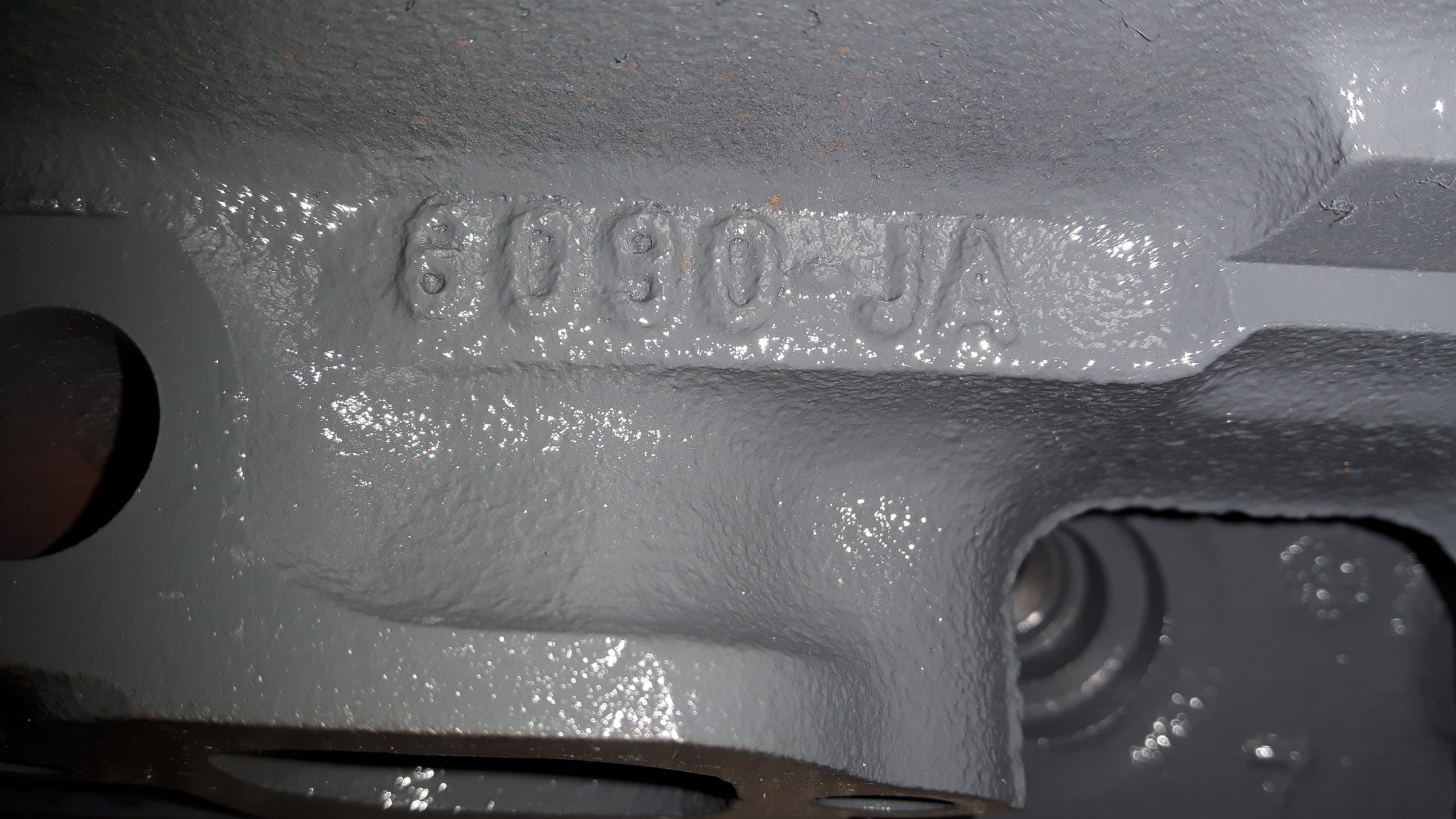 1096 Ford 460 Engine Cylinder Head - Image 4